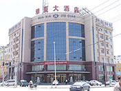 華夏大(da)酒店(diàn)